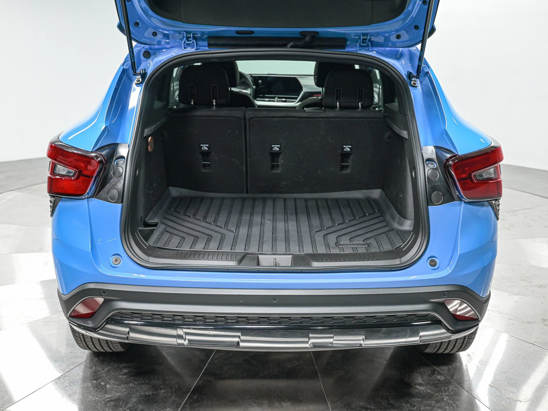 Used 2025 Chevrolet Trax RS w/ Driver Confidence Package FWD image 7