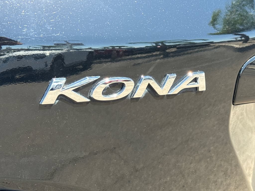 Used 2023 Hyundai Kona SE FWD image 11
