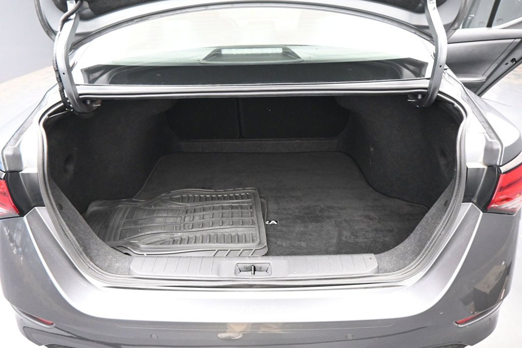 Used 2024 Nissan Sentra S FWD image 16