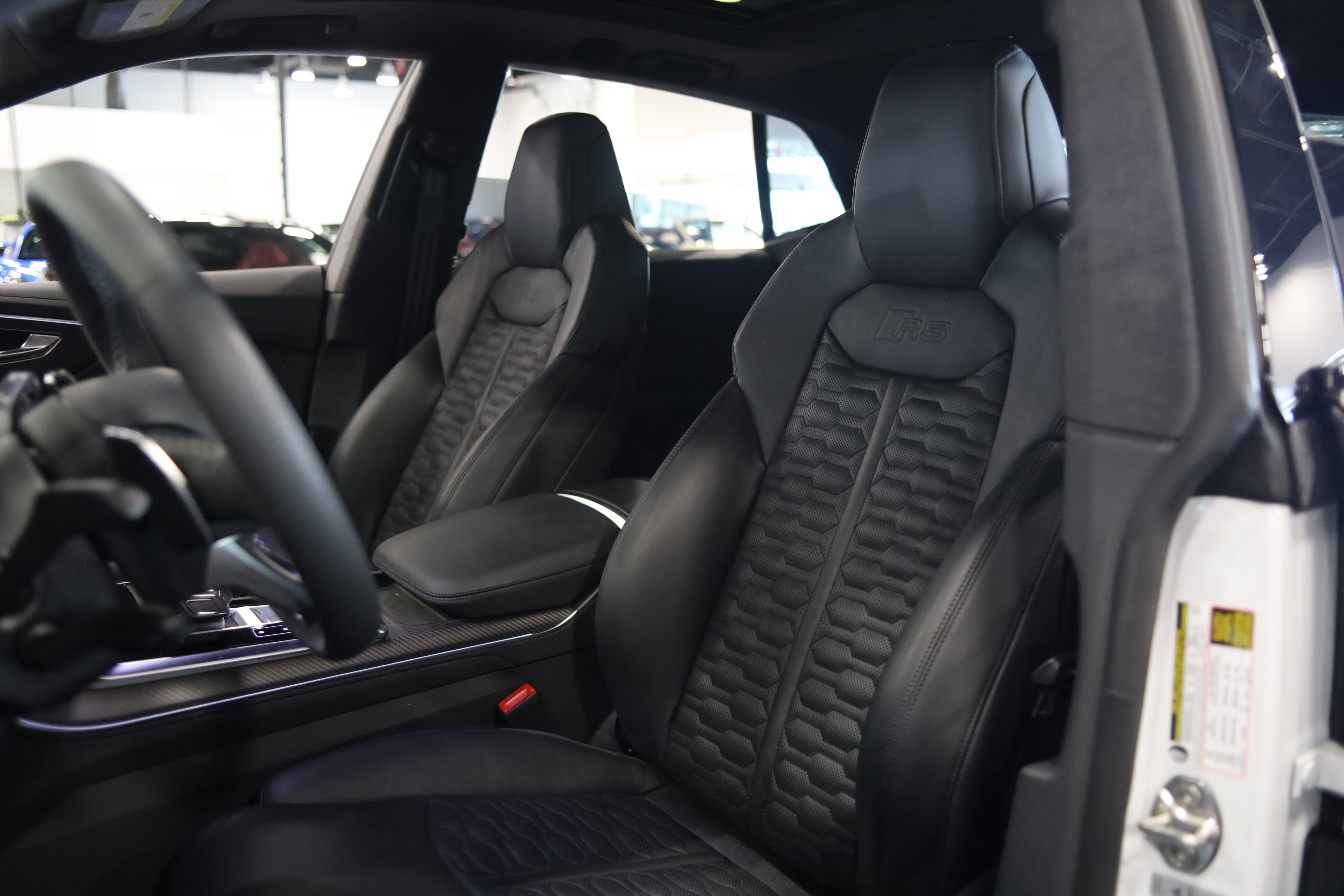 Used 2024 Audi RS Q8 AWD/4WD image 17