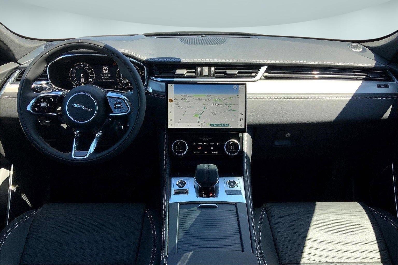 New 2026 Jaguar F-PACE R-Dynamic S AWD/4WD image 8