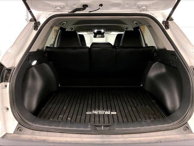 Used 2026 Toyota Corolla Cross LE AWD/4WD image 33