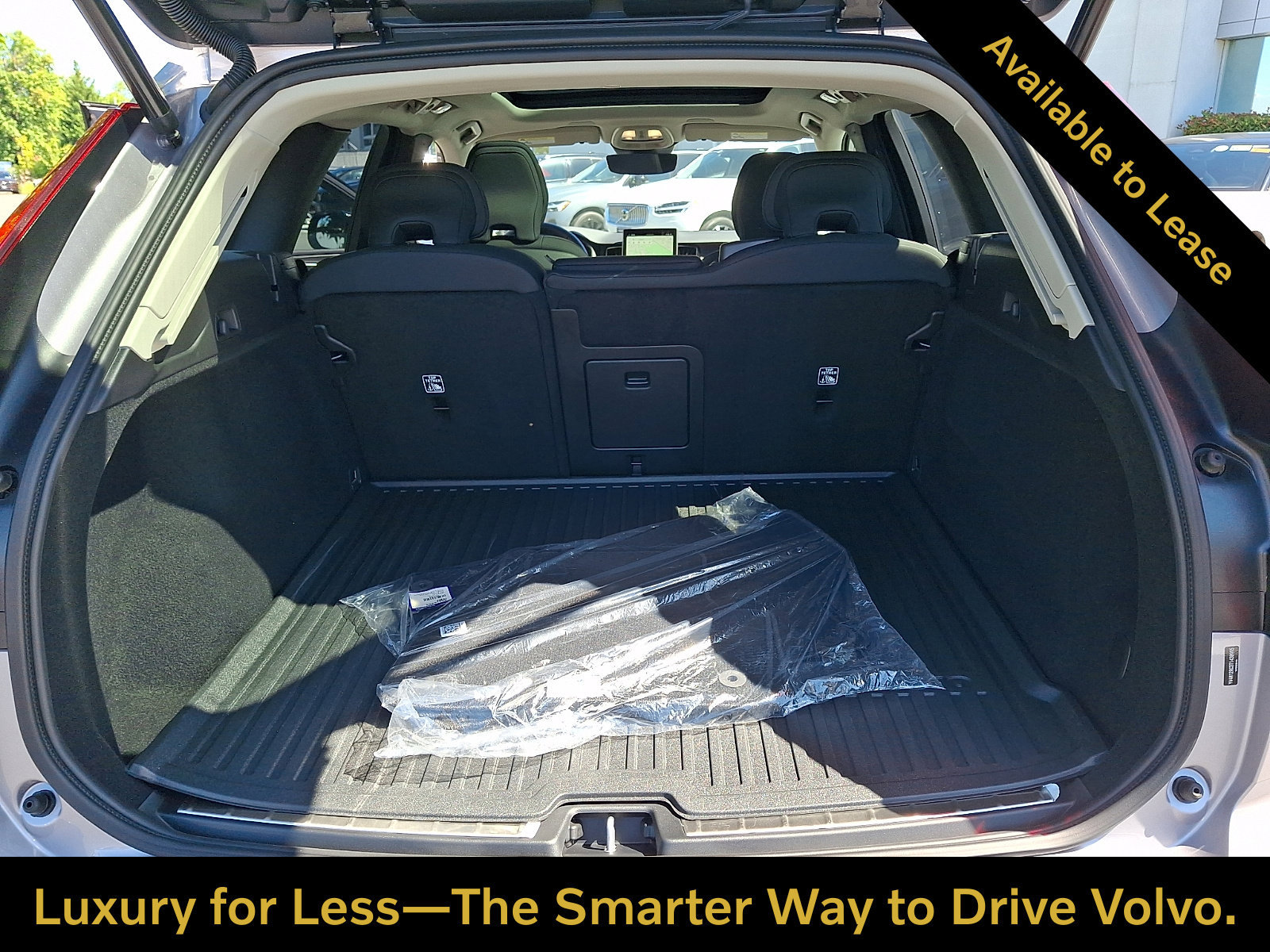 Certified 2026 Volvo XC60 B5 Plus w/ Protection Package Premier AWD/4WD image 28