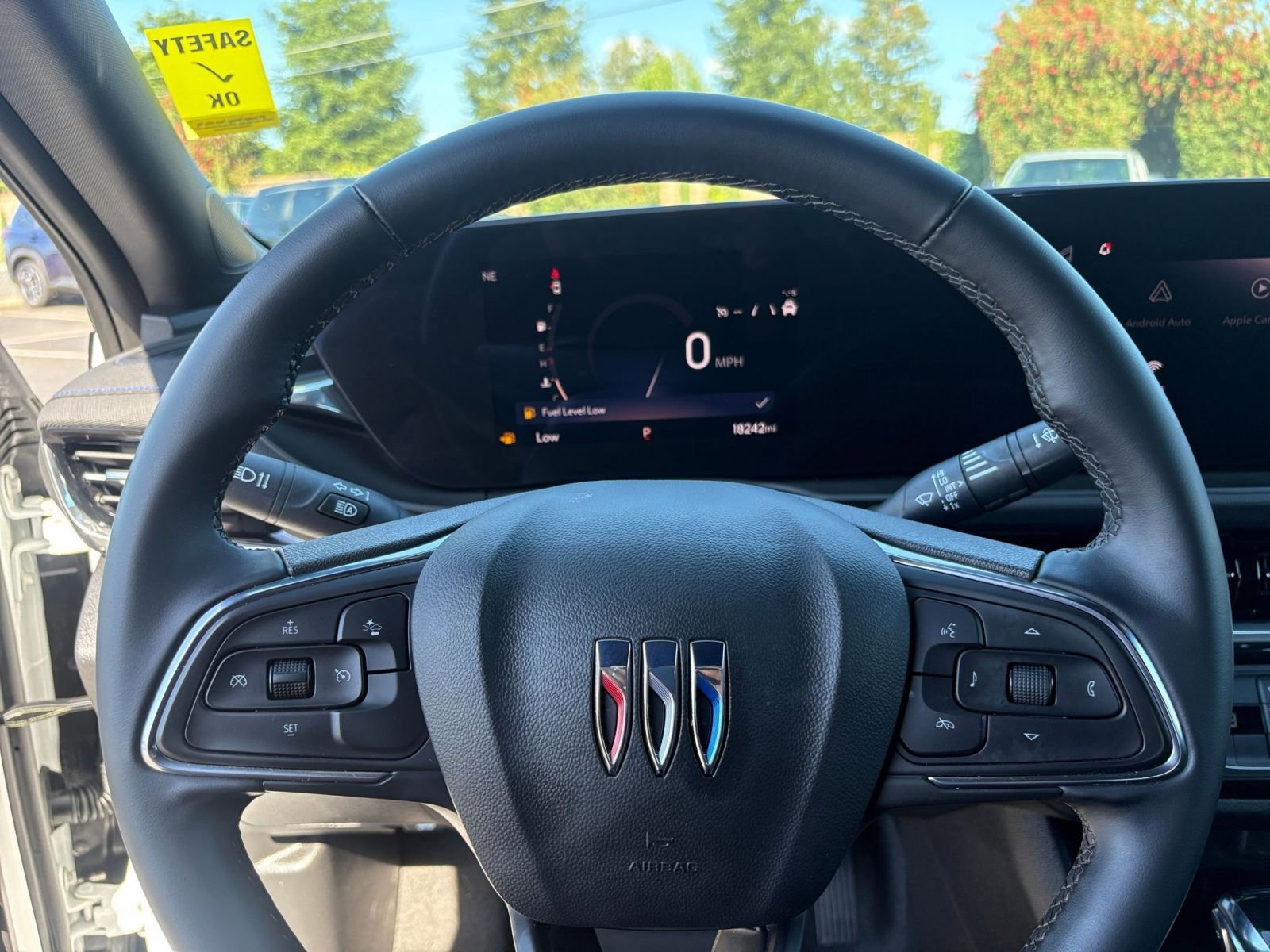 Used 2025 Buick Envista Sport Touring image 27