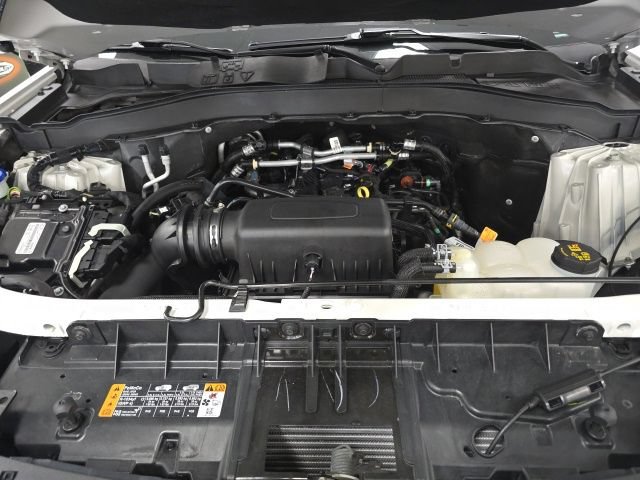 Used 2023 Ford Explorer XLT w/ Equipment Group 202A AWD/4WD image 21