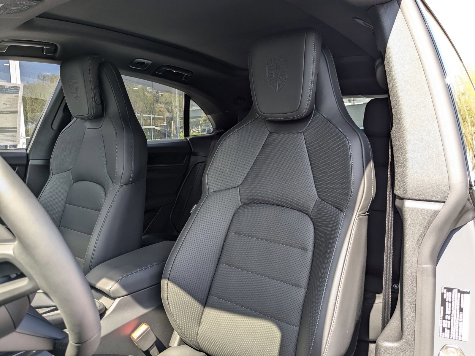 New 2025 Porsche Macan 4S Electric image 5