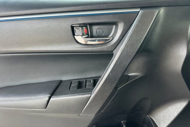 Used 2016 Toyota Corolla S Premium FWD image 10