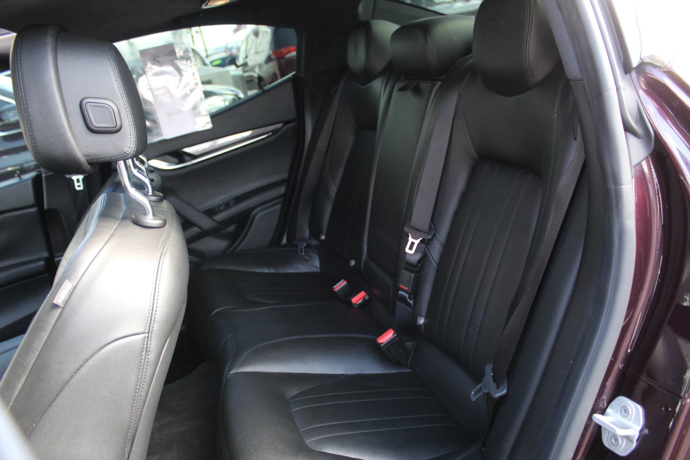 Used 2017 Maserati Ghibli RWD image 27