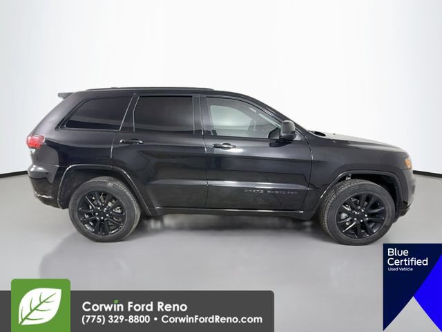 Used 2018 Jeep Grand Cherokee Altitude AWD/4WD image 11