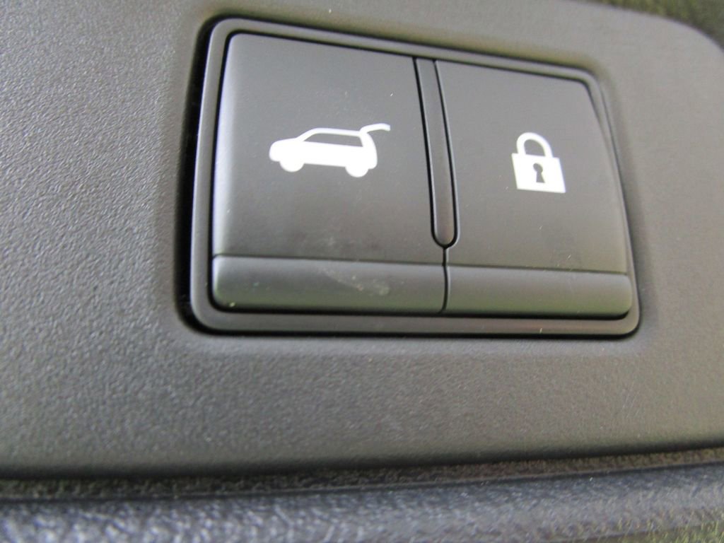 Used 2024 Nissan Pathfinder SL image 15