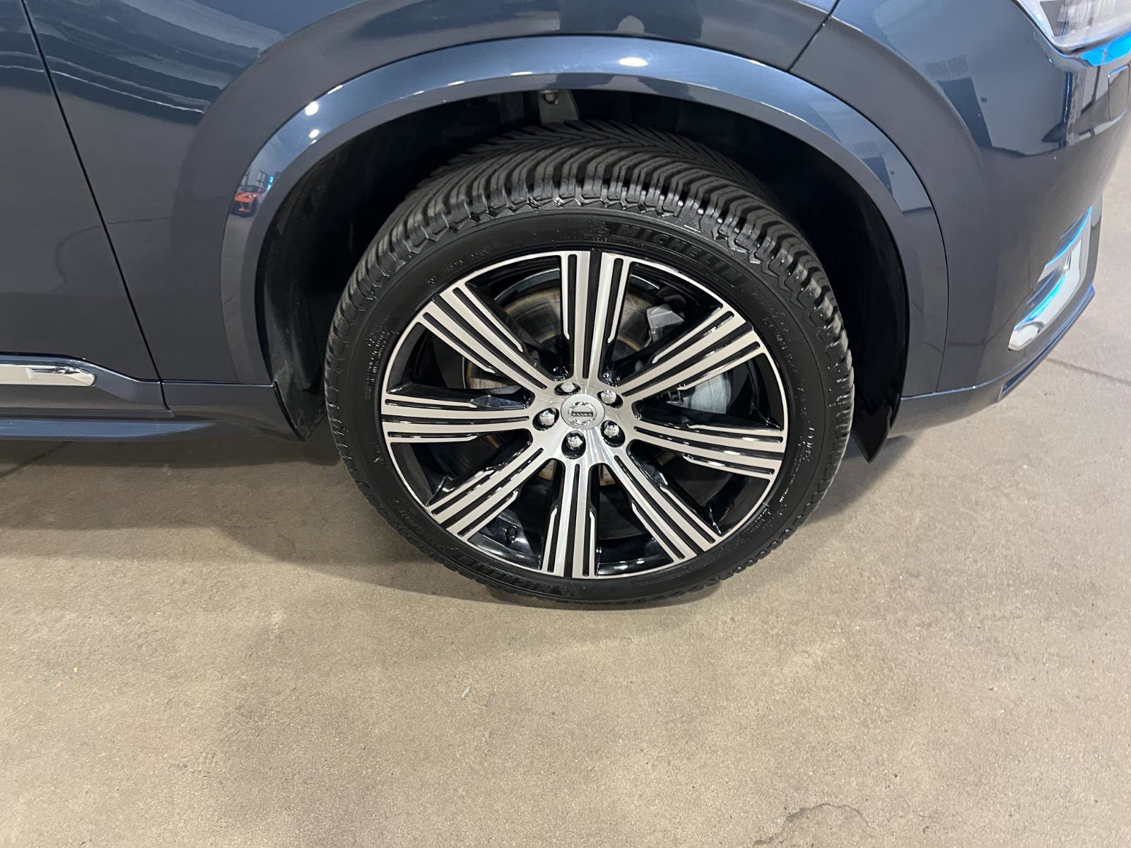 Used 2022 Volvo XC90 T8 Inscription Expression w/ Advanced Package image 42