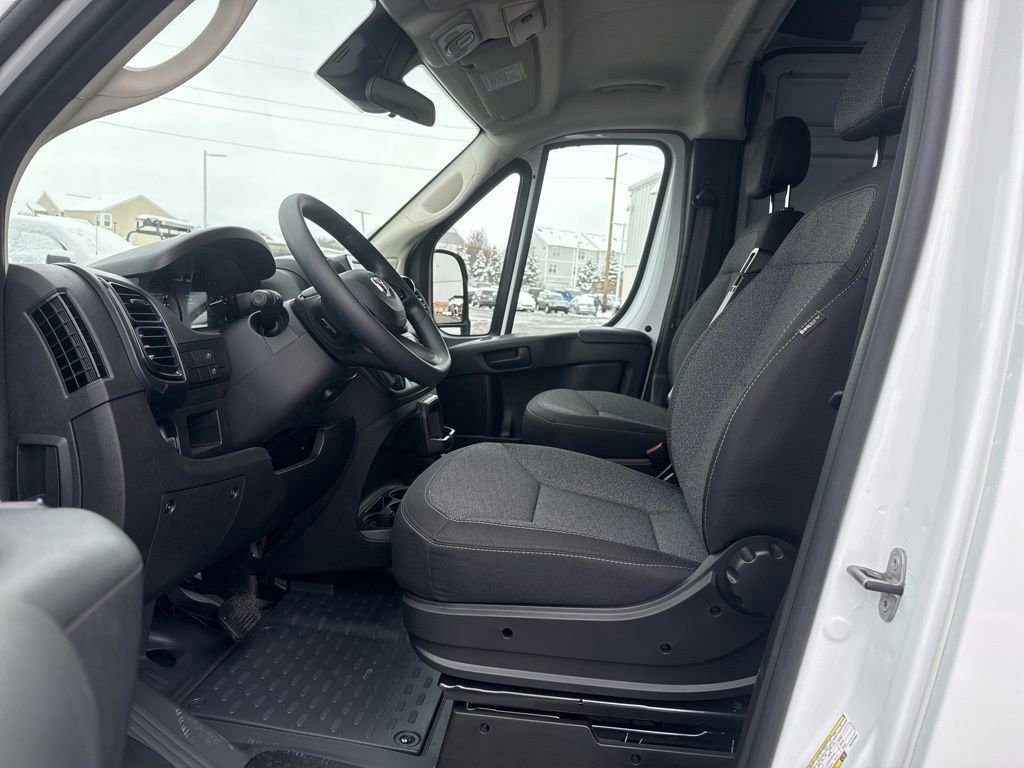 Used 2024 RAM ProMaster 2500 image 10