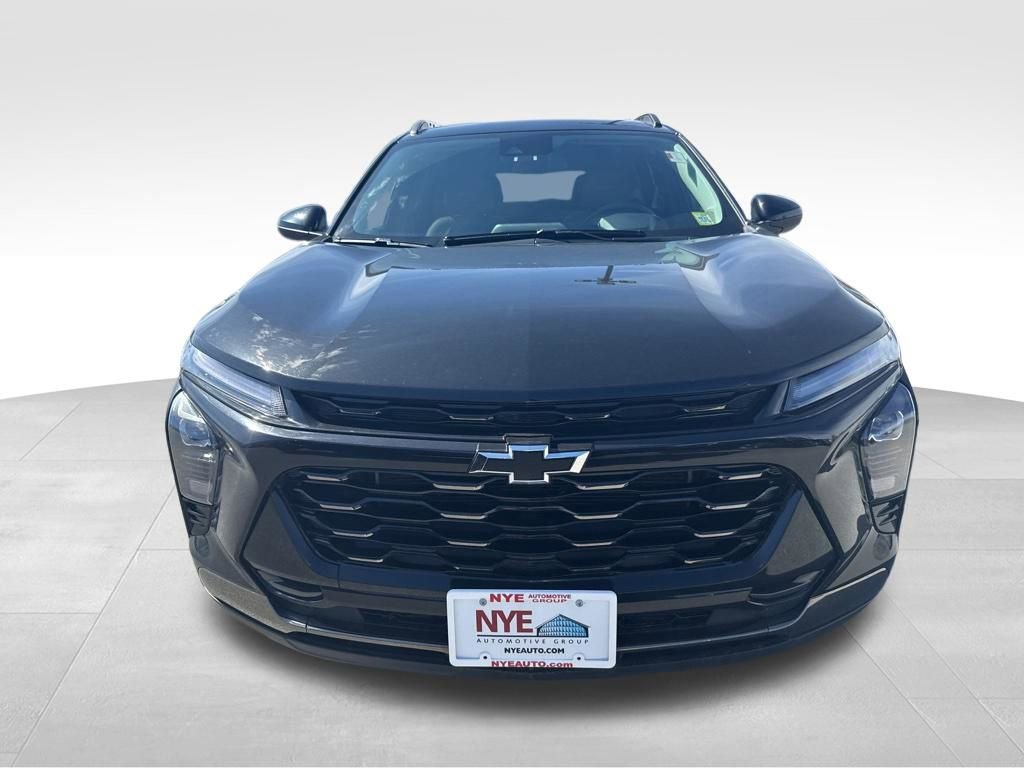 Used 2024 Chevrolet Trax ACTIV w/ Driver Confidence Package image 9