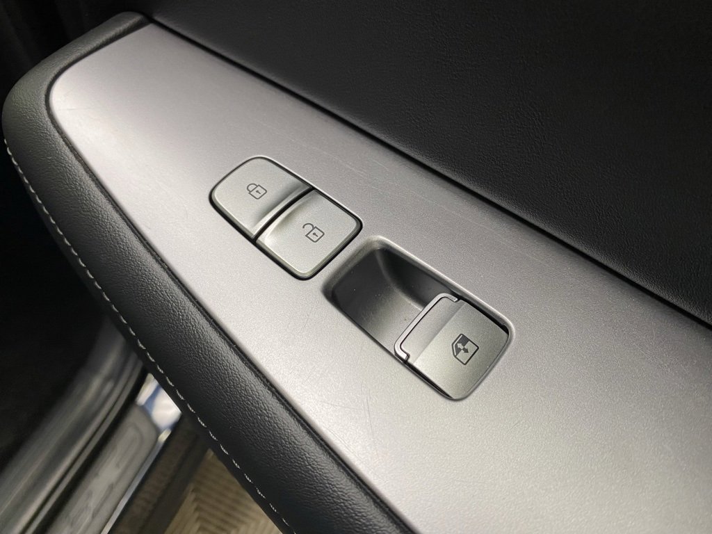 Used 2022 Hyundai Palisade SEL w/ 8P Bench Seat Package image 22