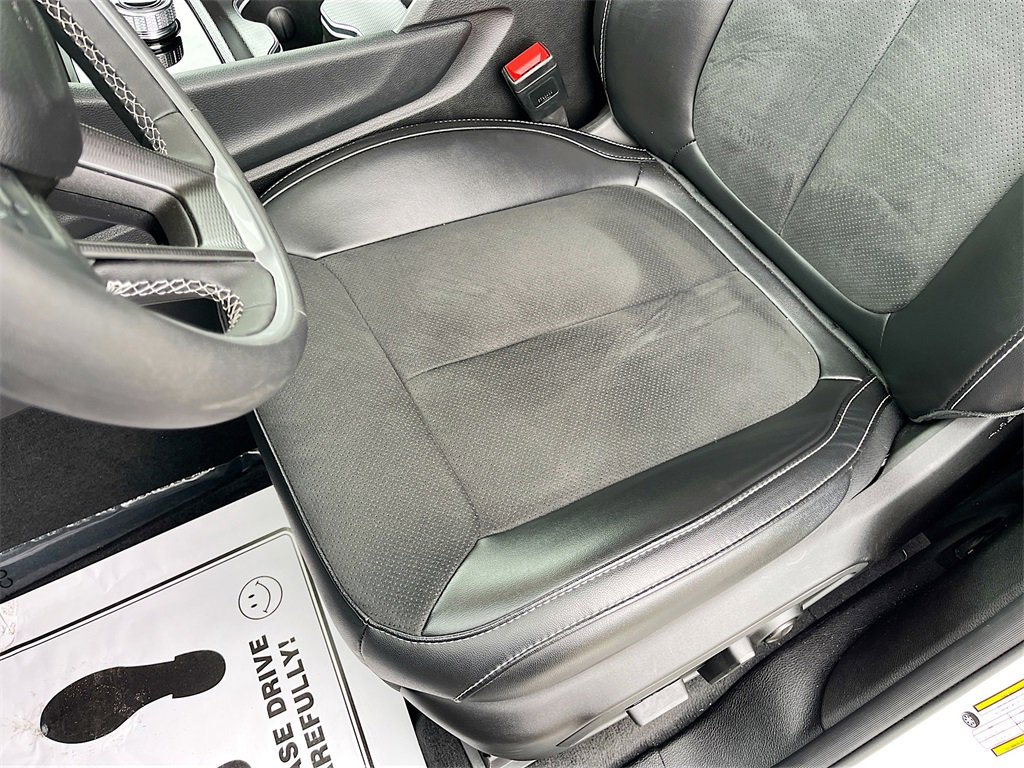 Certified 2025 Jeep Grand Cherokee Altitude image 18