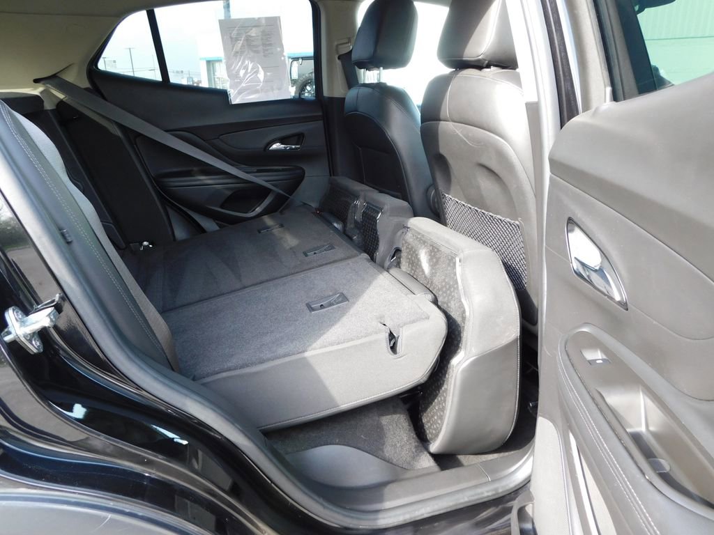 Used 2018 Buick Encore Preferred image 24