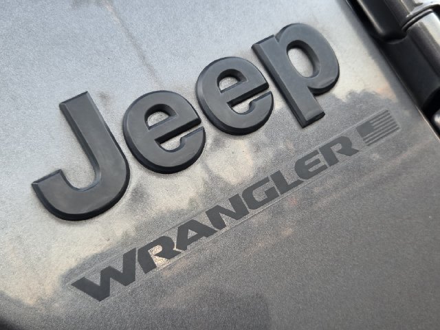 Used 2023 Jeep Wrangler Unlimited Sport AWD/4WD image 9