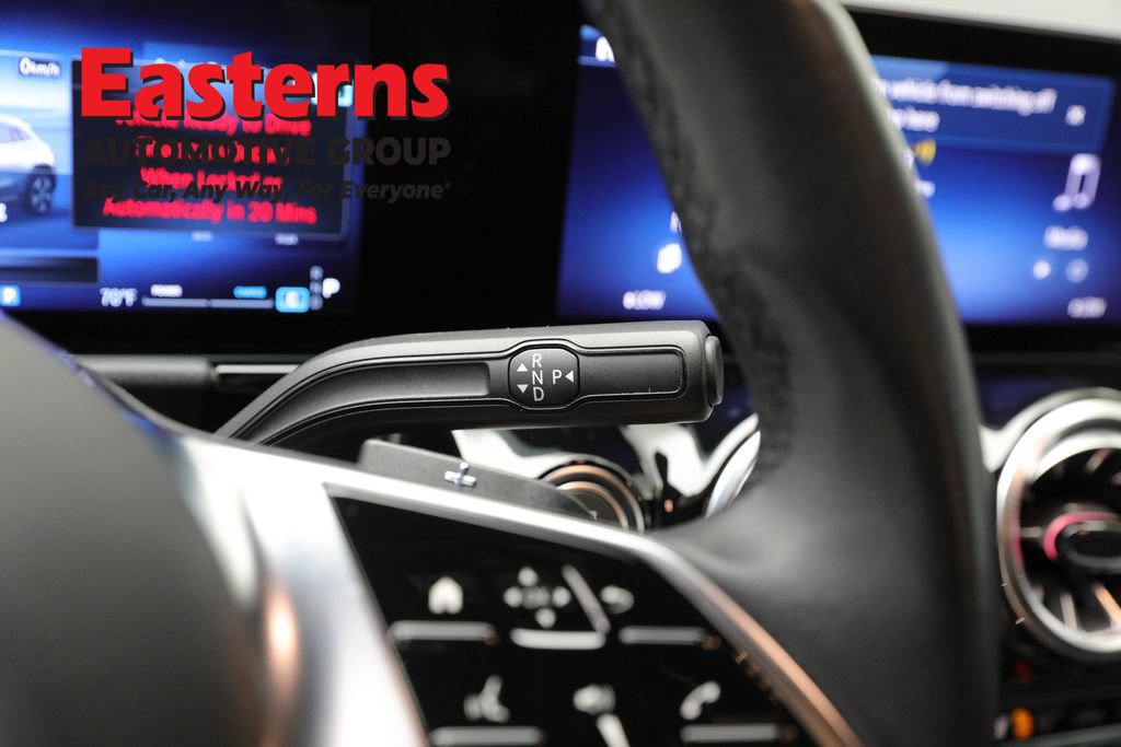 Used 2025 Mercedes-Benz GLA 250 image 12