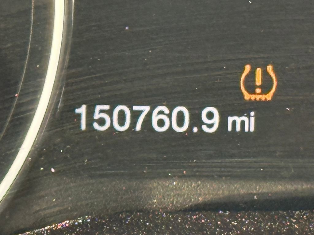 Used 2016 Ford F150 Platinum w/ Equipment Group 701A Luxury image 30