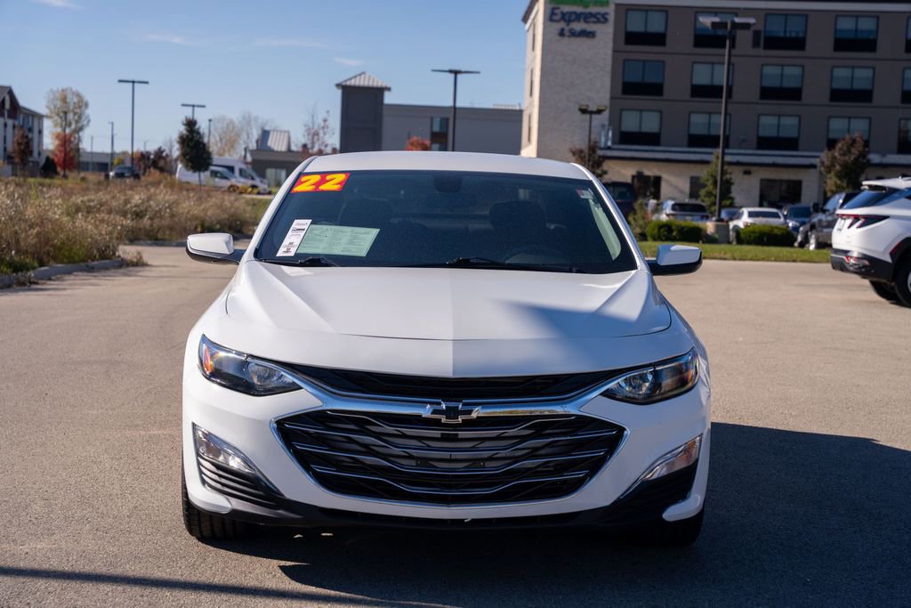 Used 2022 Chevrolet Malibu RS image 2
