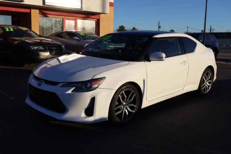 Used 2014 Scion tC image 3
