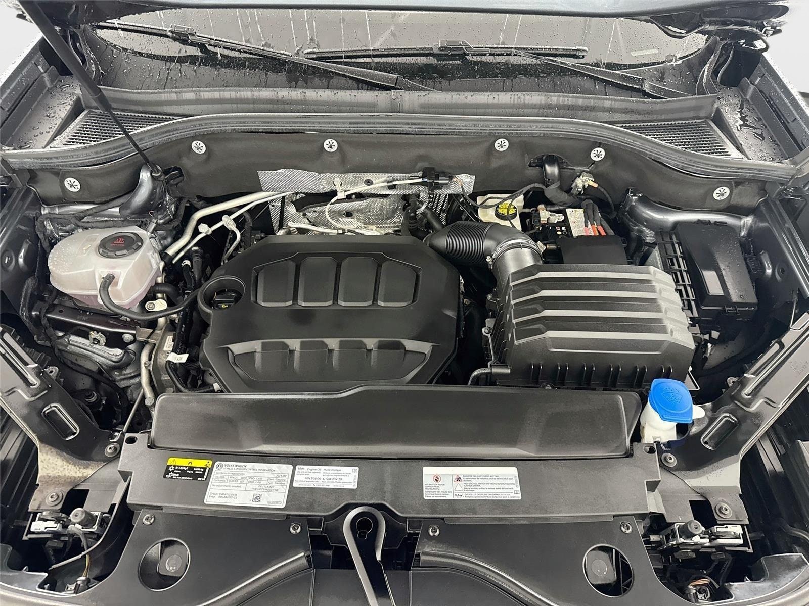 Used 2024 Volkswagen Atlas SEL Premium R-Line AWD/4WD image 31