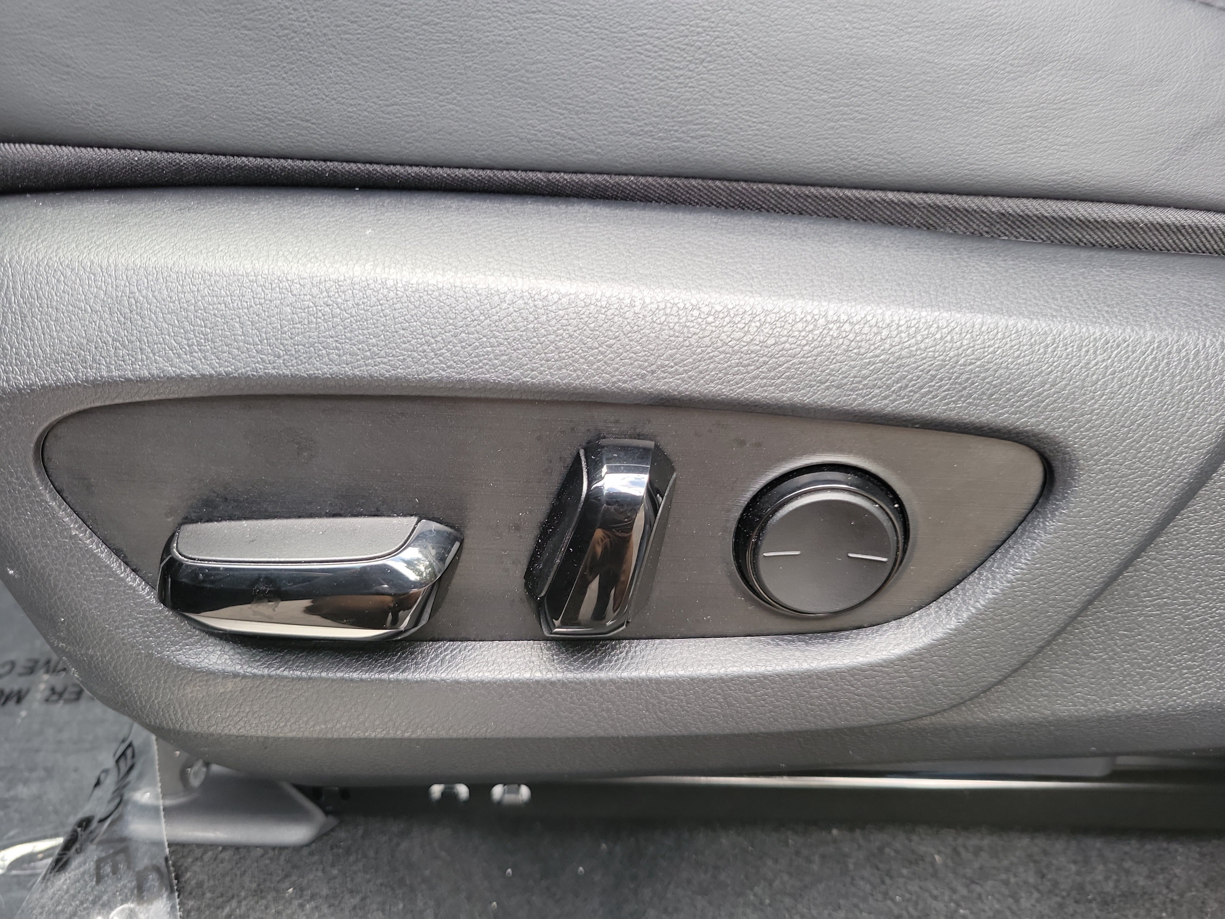 Used 2024 Lexus NX 250 FWD w/ Towing Package (2000 Lbs) image 24