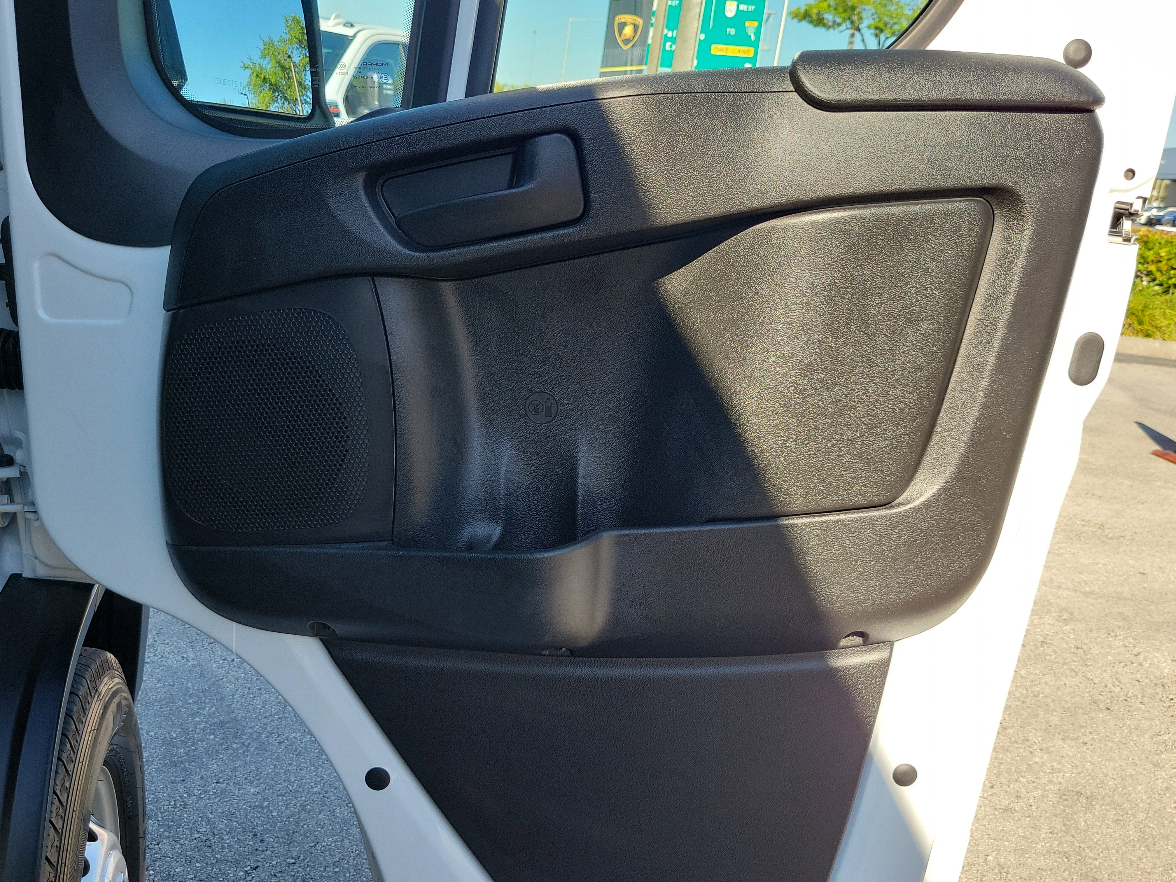 Used 2026 RAM ProMaster 2500 w/ Convenience Group FWD image 24