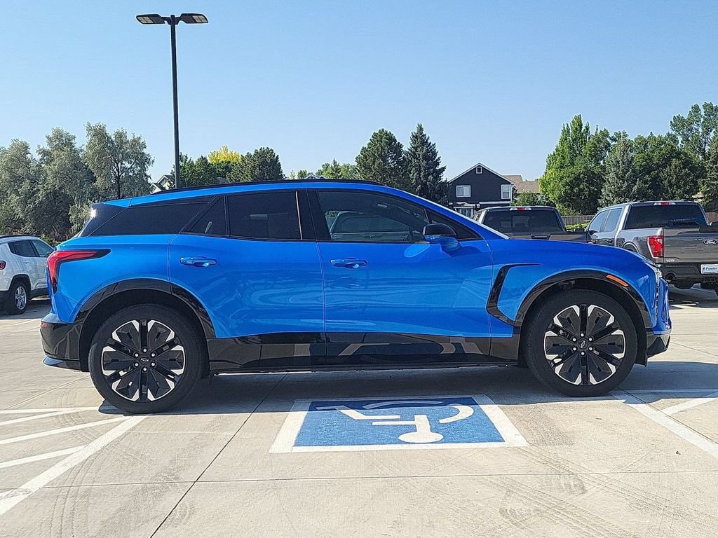 Used 2024 Chevrolet Blazer EV RS AWD/4WD image 9