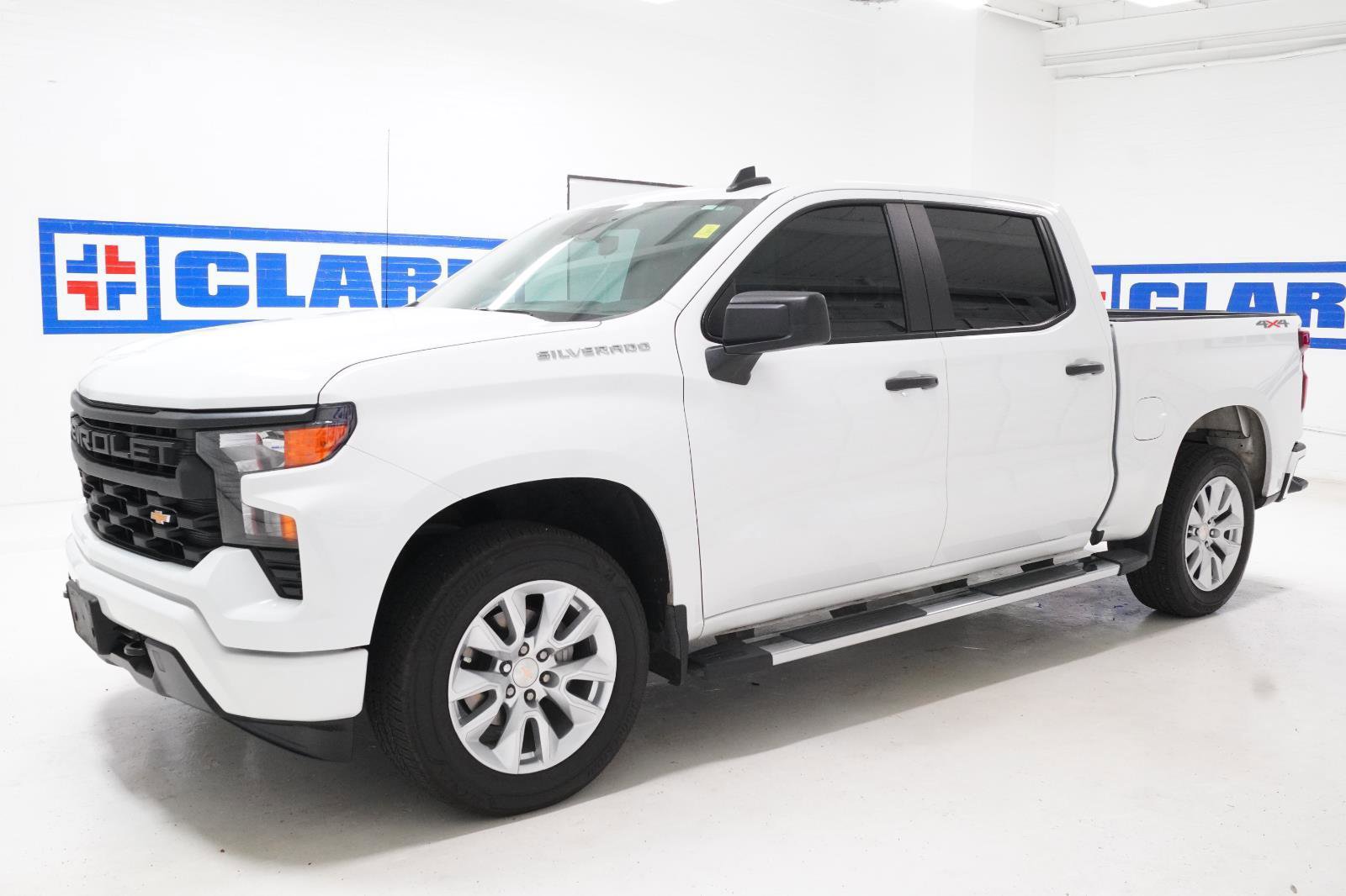 Used 2024 Chevrolet Silverado 1500 Custom AWD/4WD image 8