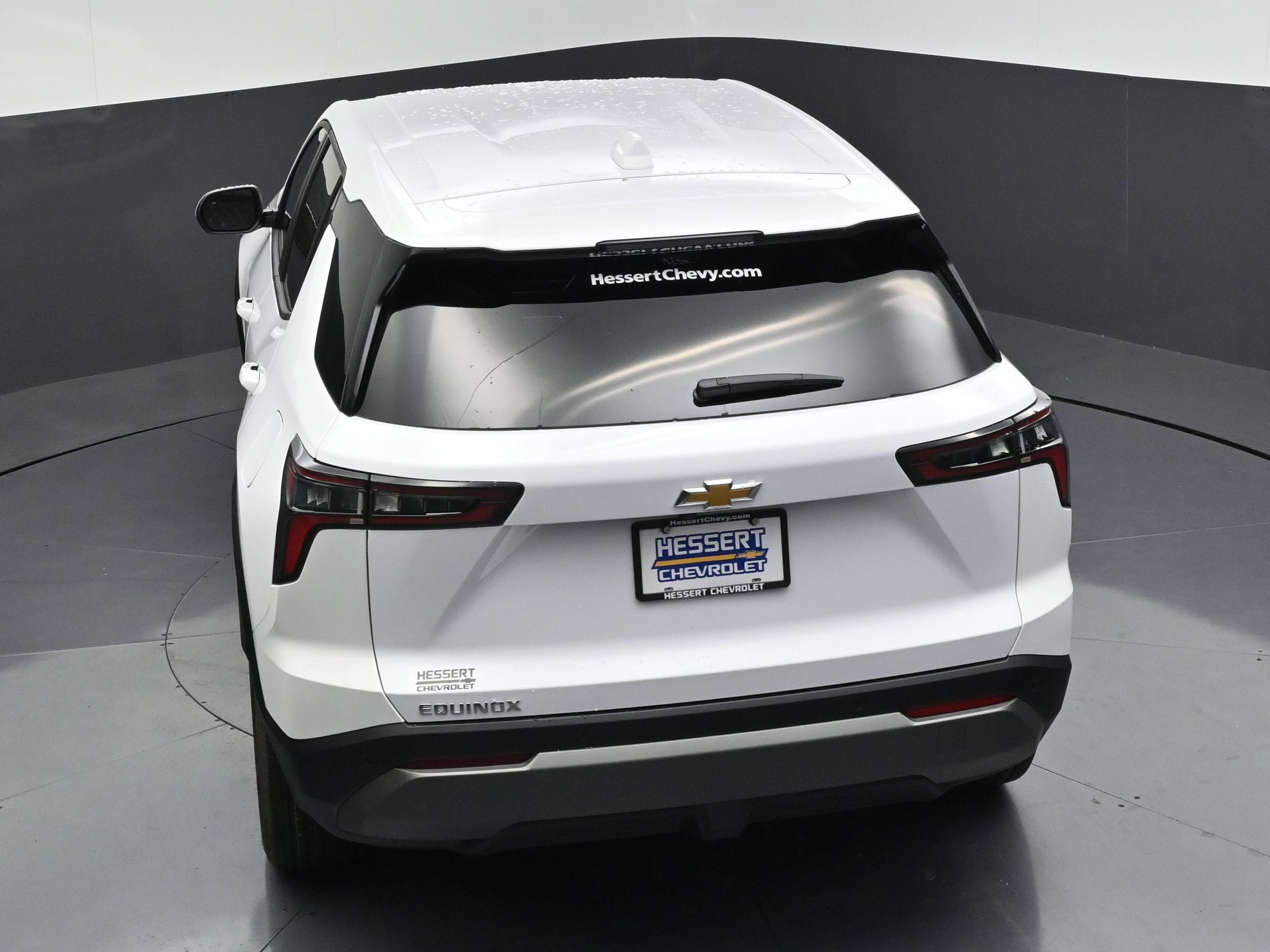 New 2027 Chevrolet Equinox LT w/ Convenience Package II FWD image 49