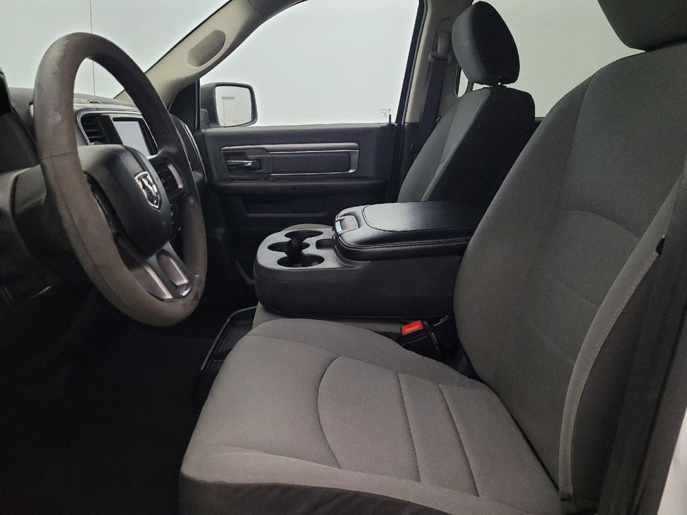 Used 2022 RAM 1500 Classic SLT w/ Electronics Group AWD/4WD image 17