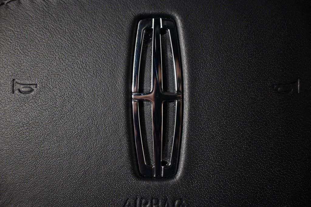 New 2026 Lincoln Navigator L Reserve w/ Jet Appearance Package image 32