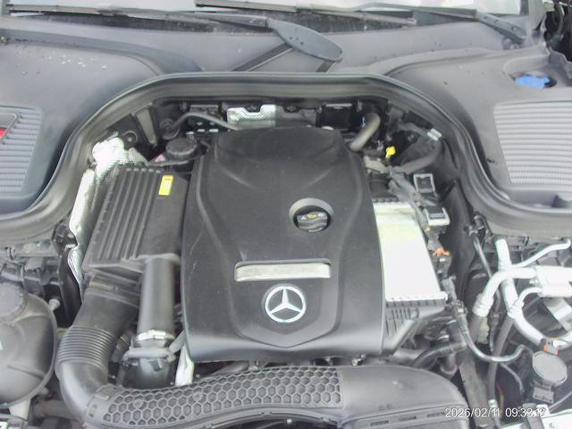 Used 2017 Mercedes-Benz GLC 300 4MATIC image 9