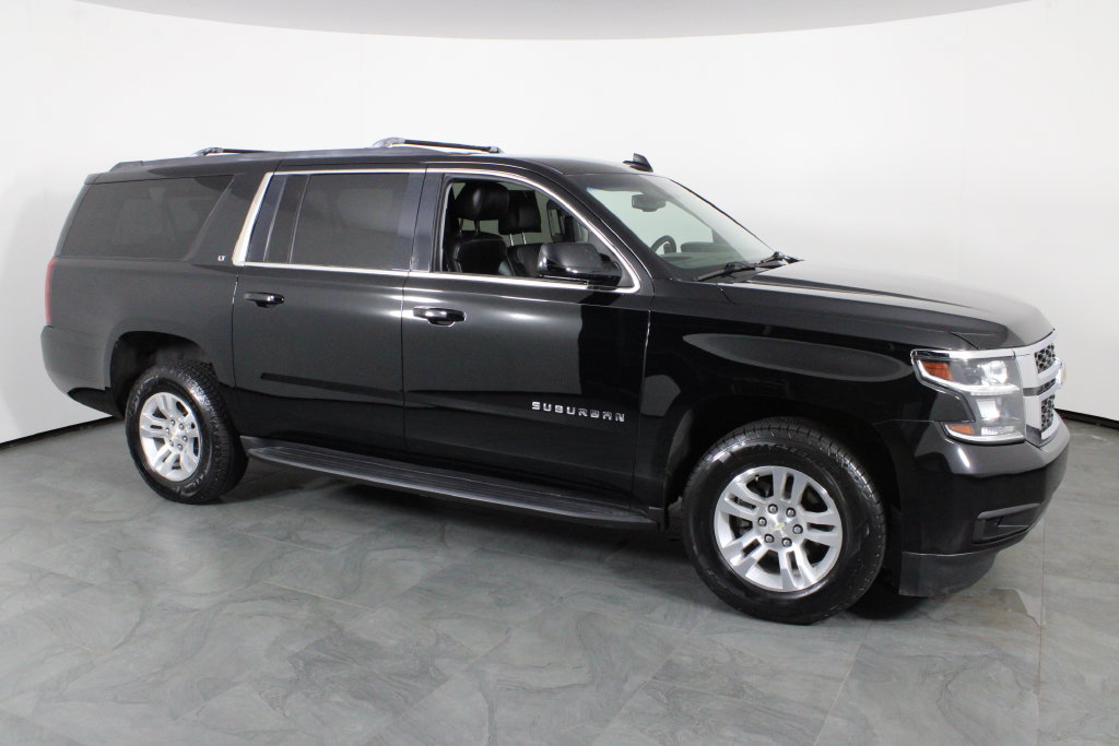 Used 2019 Chevrolet Suburban LT RWD image 11