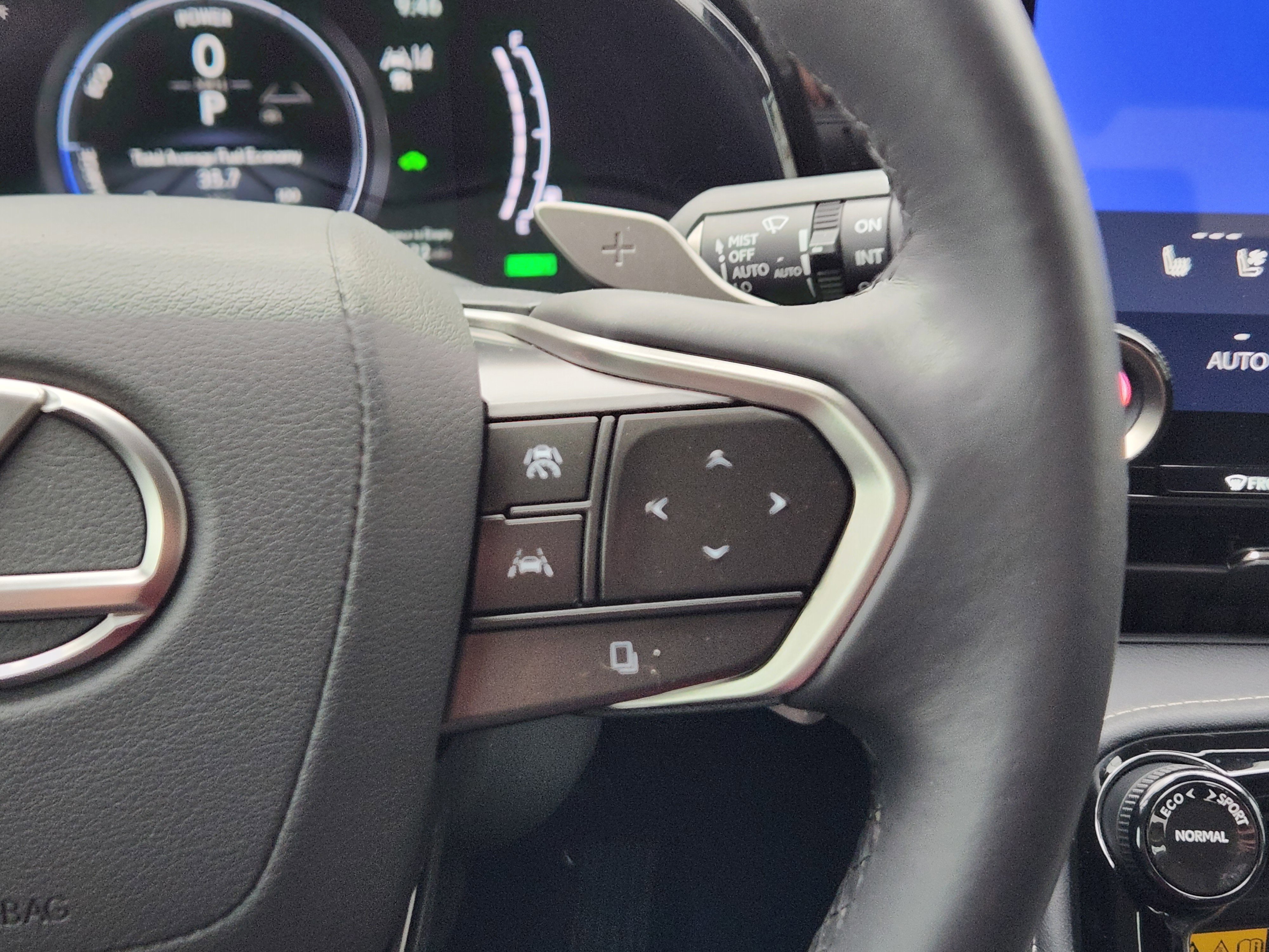 Used 2022 Lexus NX 350h AWD image 39