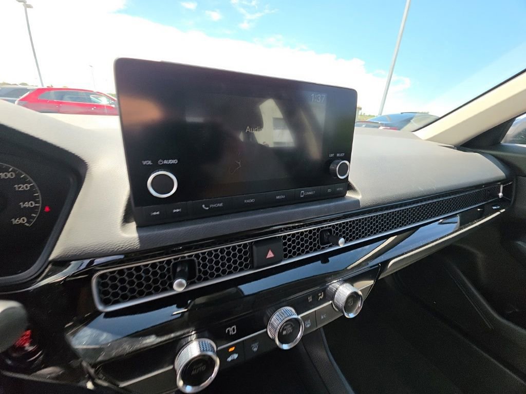 Used 2023 Honda Civic LX image 17