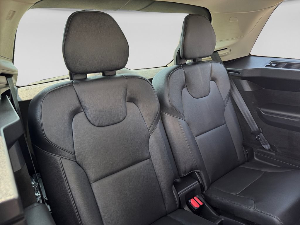Used 2025 Volvo XC90 T8 Plus w/ Protection Package Premier AWD/4WD image 20