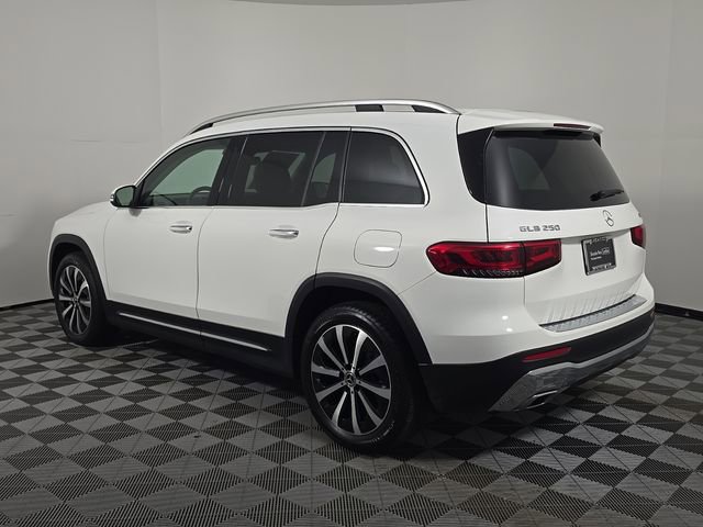 Certified 2022 Mercedes-Benz GLB 250 4MATIC image 3
