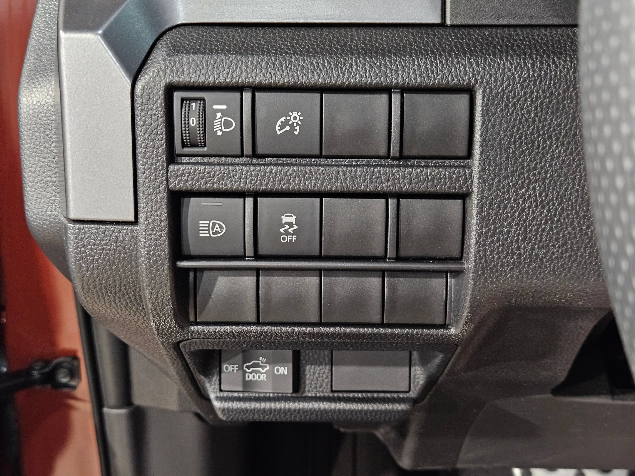 Certified 2025 Toyota Tacoma TRD Sport AWD/4WD image 25