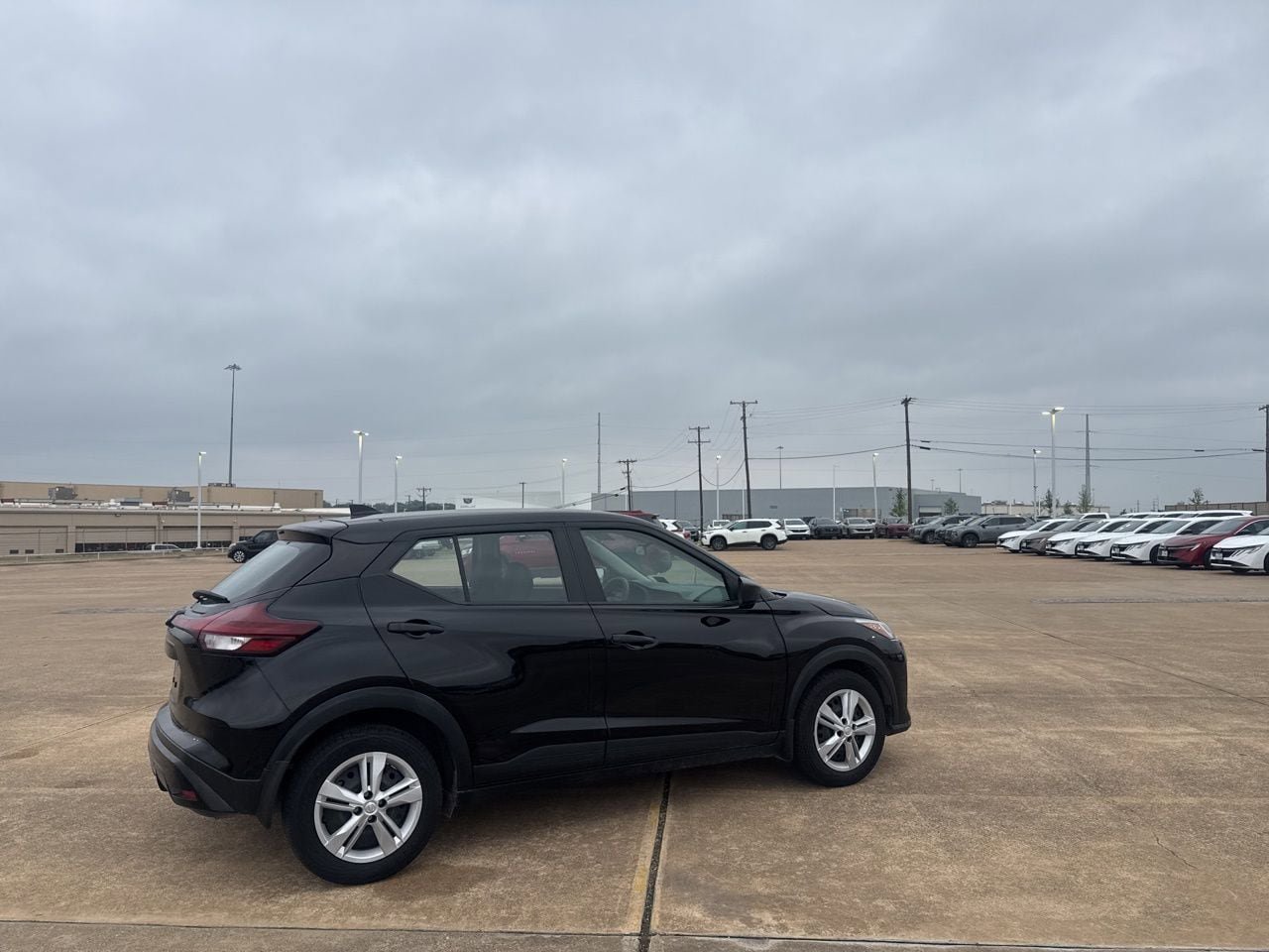 Certified 2023 Nissan Kicks S FWD image 25