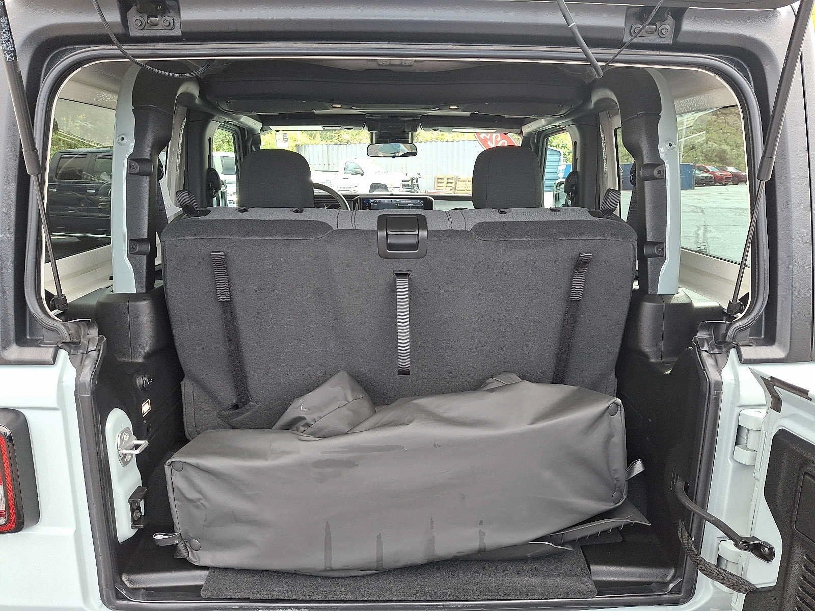 Used 2024 Jeep Wrangler Sport AWD/4WD image 26