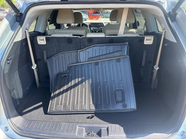 Used 2020 Toyota Highlander Platinum FWD image 20