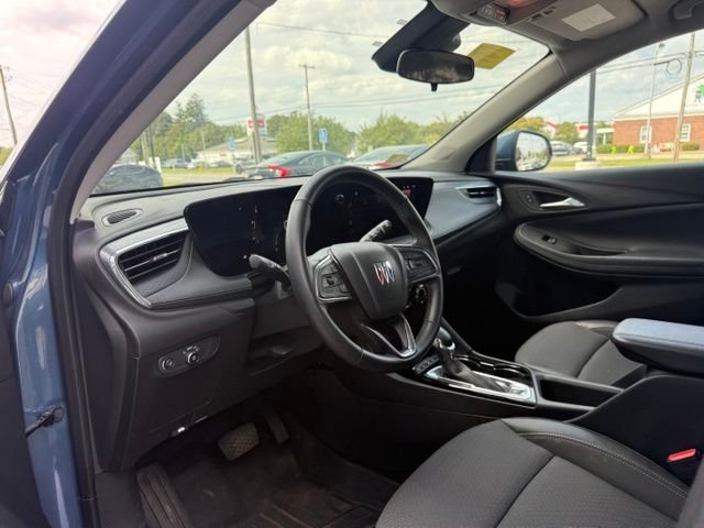 Used 2024 Buick Encore GX Preferred w/ Comfort Package AWD/4WD image 12