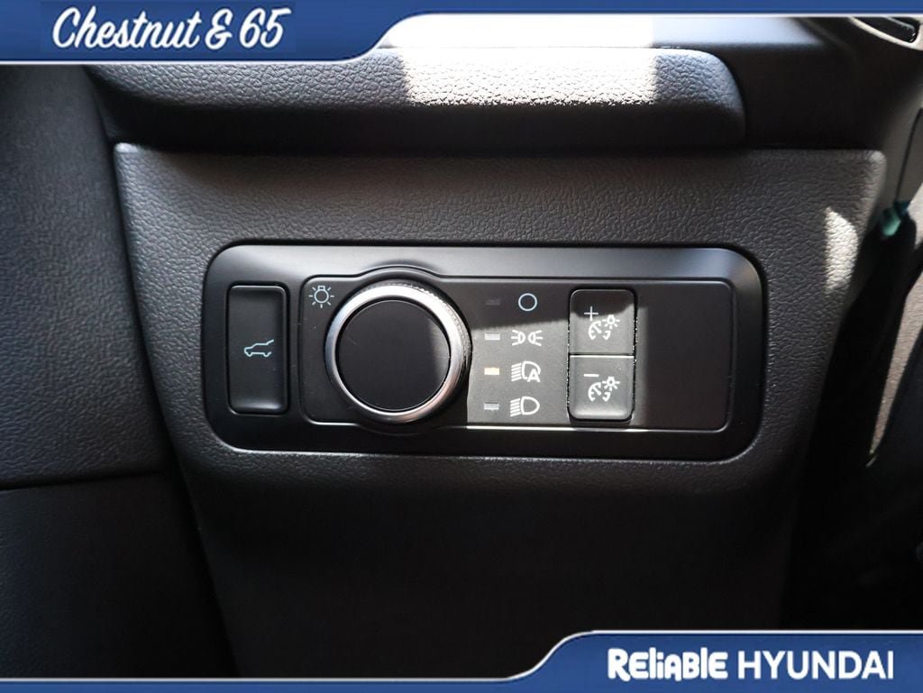 Used 2024 Ford Escape ST-Line w/ Tech Pack #1 FWD image 57