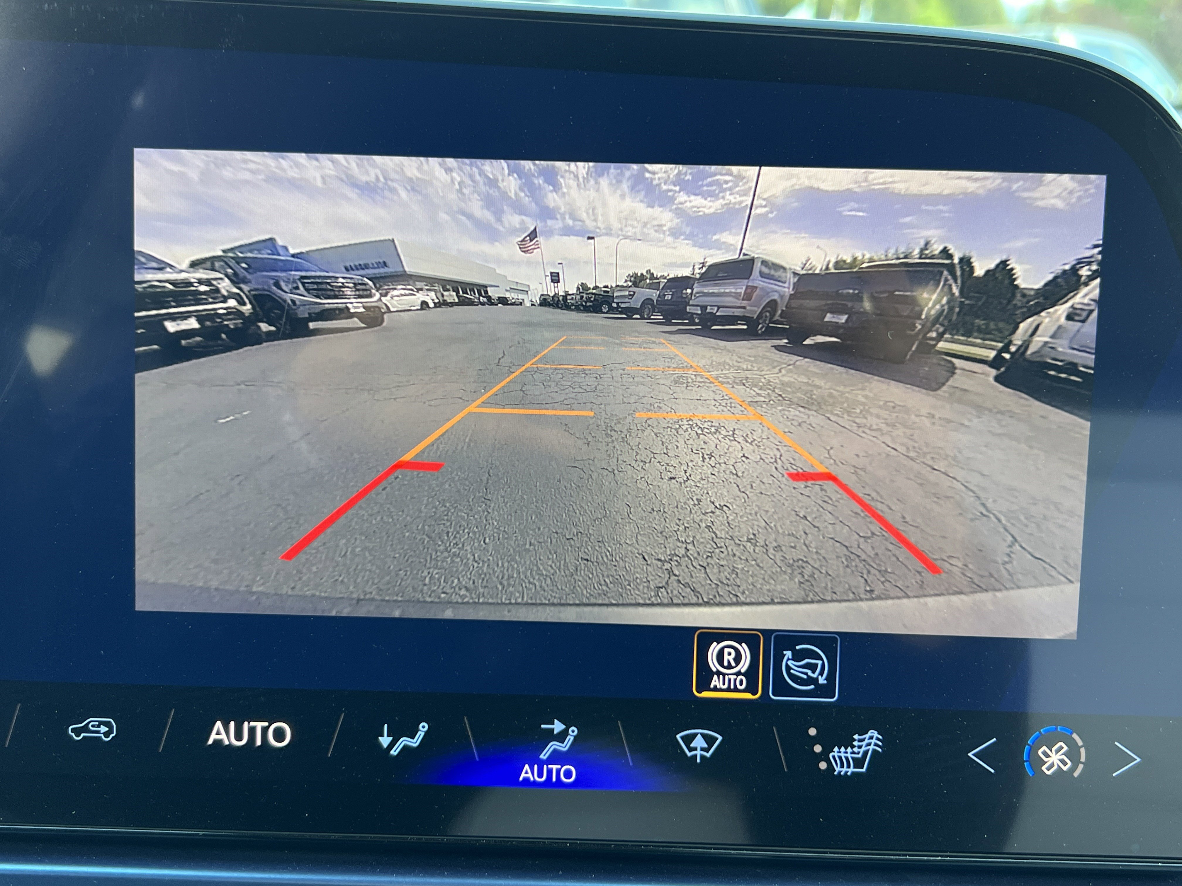 New 2026 Chevrolet Equinox EV LT FWD image 13