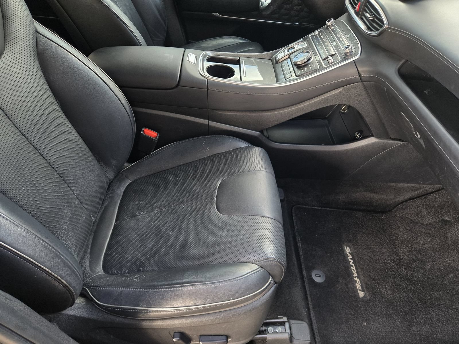 Used 2022 Hyundai Santa Fe Limited AWD/4WD image 14