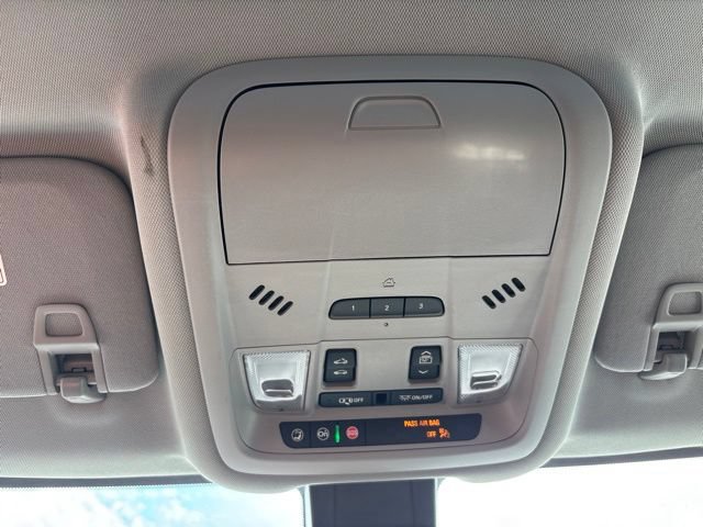 Used 2020 GMC Terrain SLT w/ Preferred Package FWD image 28