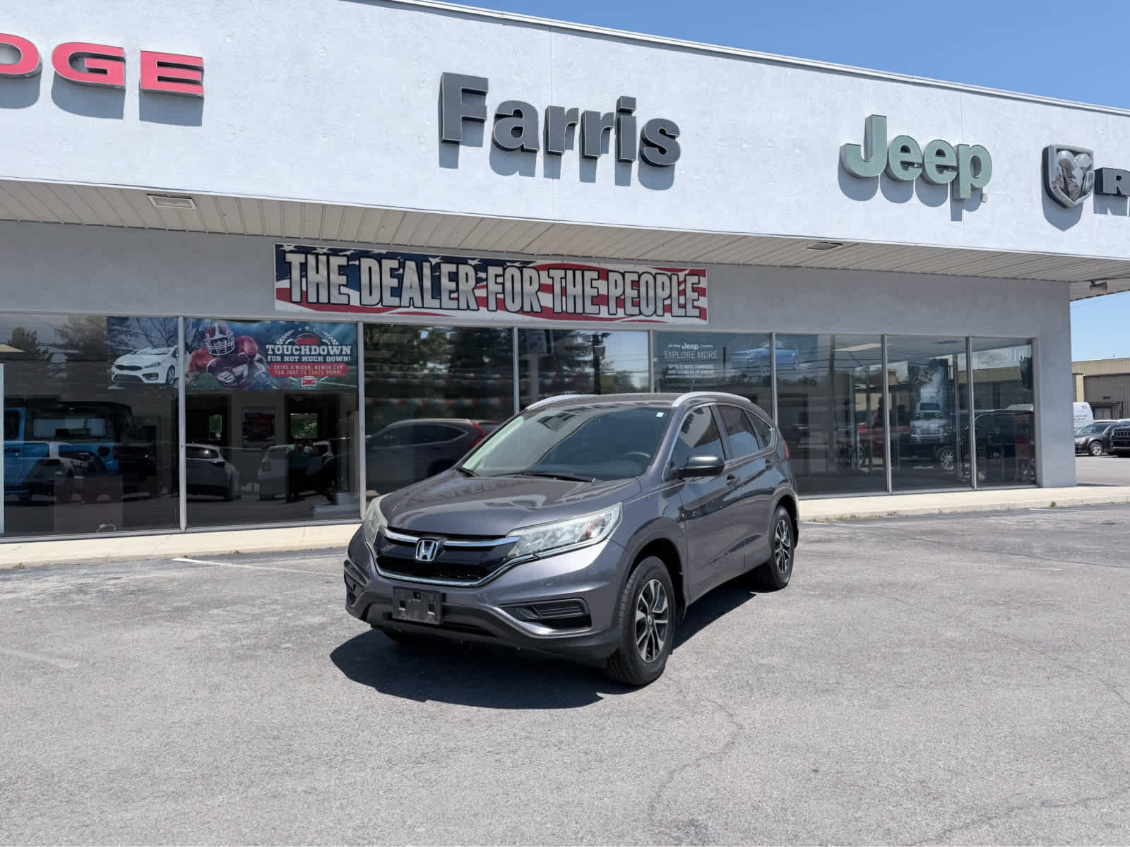 Used 2015 Honda CR-V LX image 2
