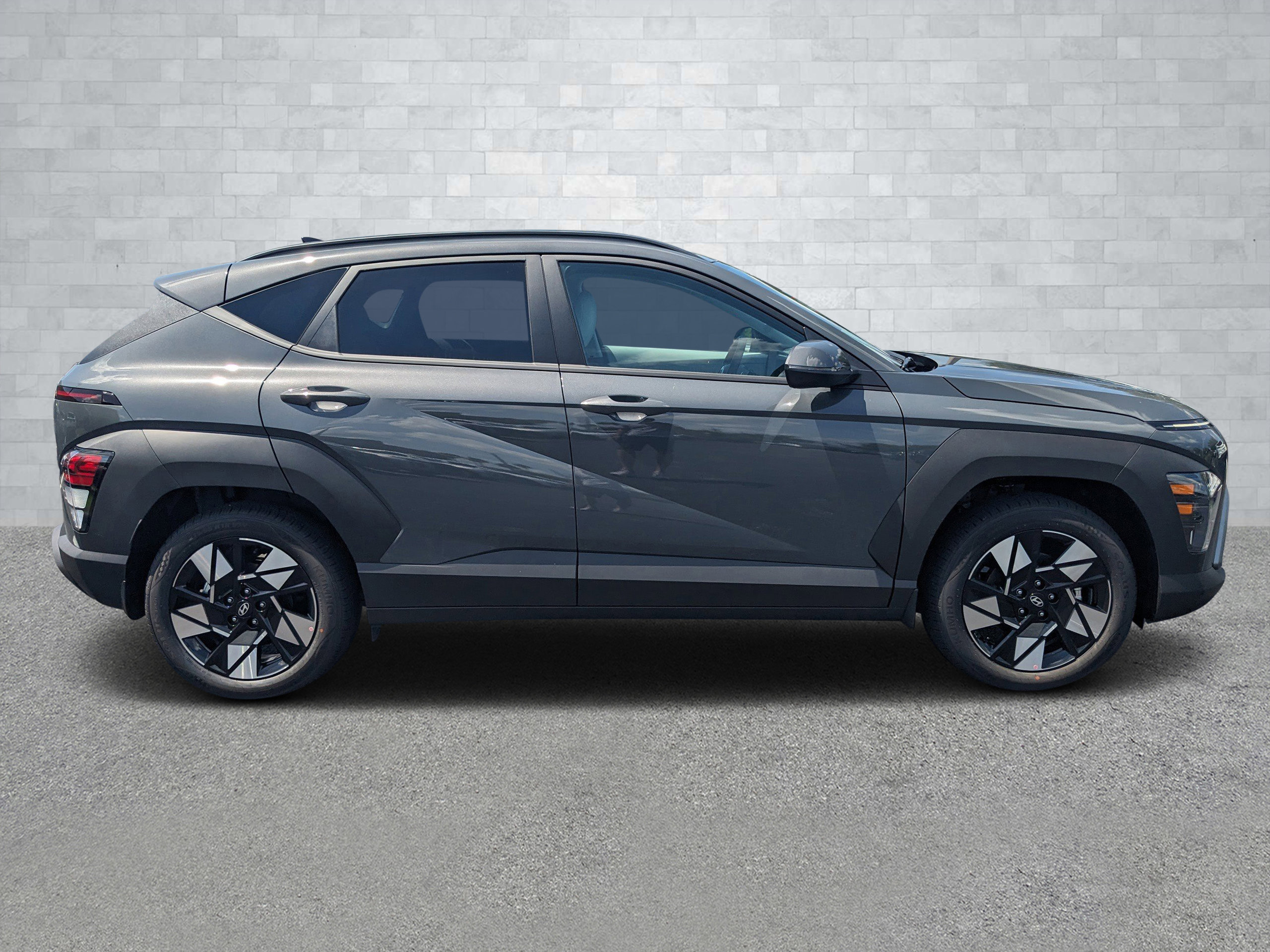New 2025 Hyundai Kona SEL image 4